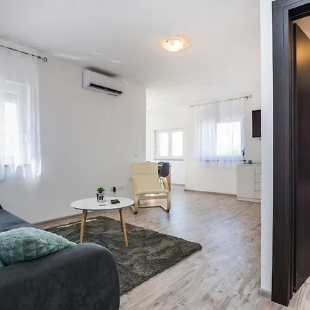 Lejlighed Krpan 2 By Interhome Vir