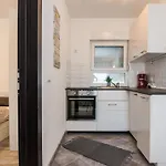 Krpan 2 By Interhome Vir