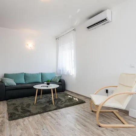 Krpan 2 By Interhome Daire